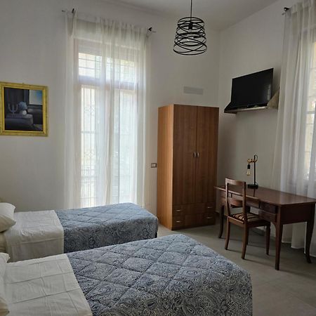 Отель Casa Ganci - Viale Boccetta Мессина Экстерьер фото